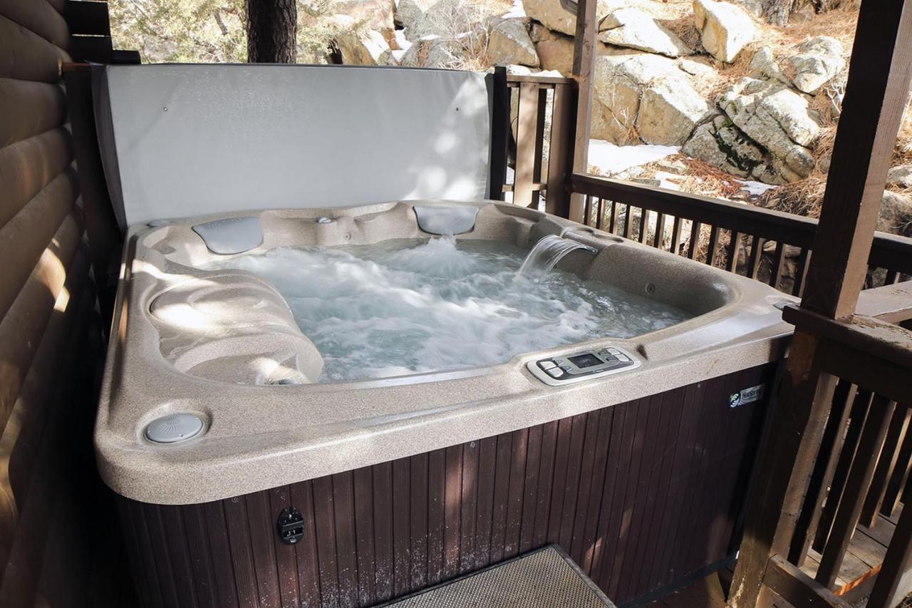 Lazy R Cottages With Hot Tubs By Rocky Mountain Resorts Estes Park Exterior photo